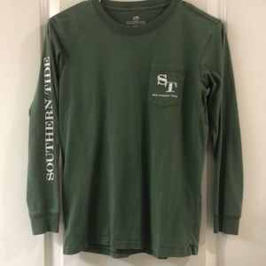 Southern Tide youth long sleeve shirt. Great condition.